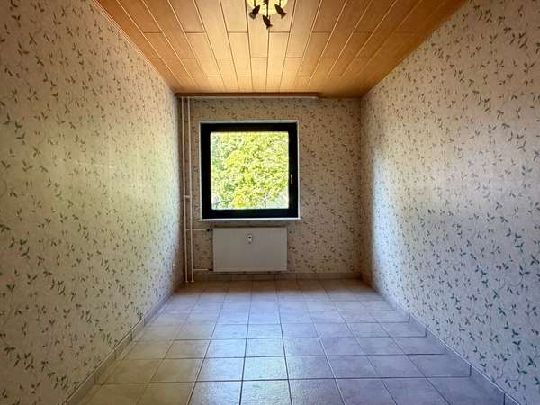 Sofort Bezugsfrei & voller Möglichkeiten - 3-ZImmer-Wohnung mit Balkon und Blick ins Grüne — Bild 14 von 20
