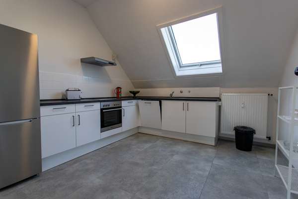 Charmantes Altbau-MFH mit 5 WE in Eltville! Dachgeschosswohnung bereits freigestellt! — Bild 24 von 34