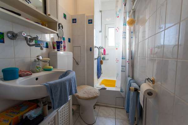 Mehrfamilienhaus mit 6 Wohneinheiten in zentraler Lage! — Bild 19 von 36