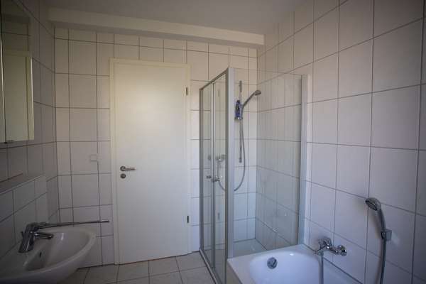 Humboldtstraße: 3-Zimmerwohnung mit Balkon und Sonnengarantie — Bild 17 von 18