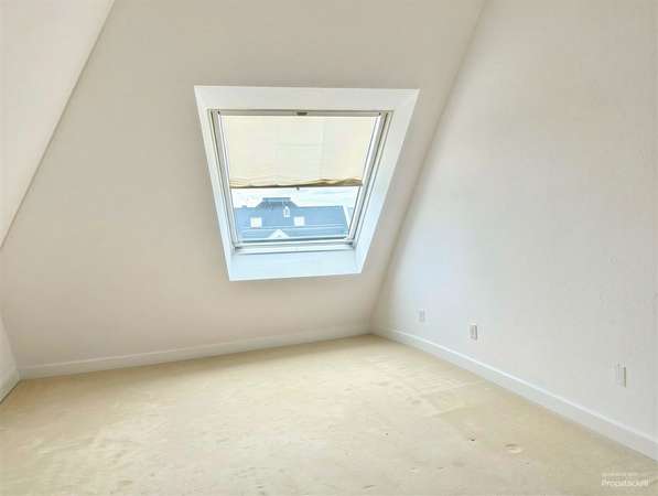 Wo die Dachterrasse zum zweitenWohnzimmer wird – Penthouse-Maisonette über zwei Ebenen — Bild 15 von 24