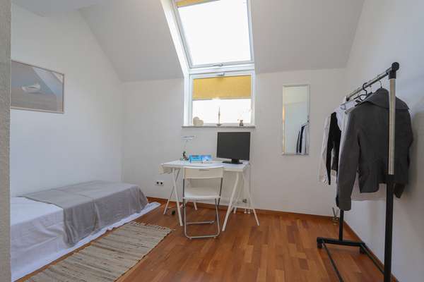Traumhafte 3-Zimmer Maisonette Wohnung im schönen Wiesbaden! — Bild 9 von 10