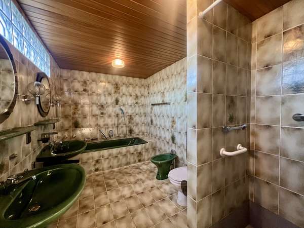 Ein Ort zum Gestalten – Einfamilienhaus mit Dachterrasse in Breckenheim — Bild 16 von 28
