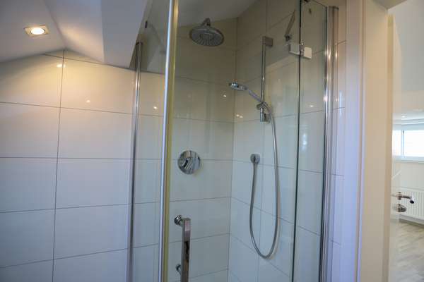 Attraktive 2-Zimmer-Wohnung mit EBK in Mainz — Bild 12 von 14