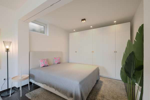 Möblierte Terrassenwohnung mit eigenem Garten - nur 20 Min von Wiesbaden City Center — Bild 4 von 11