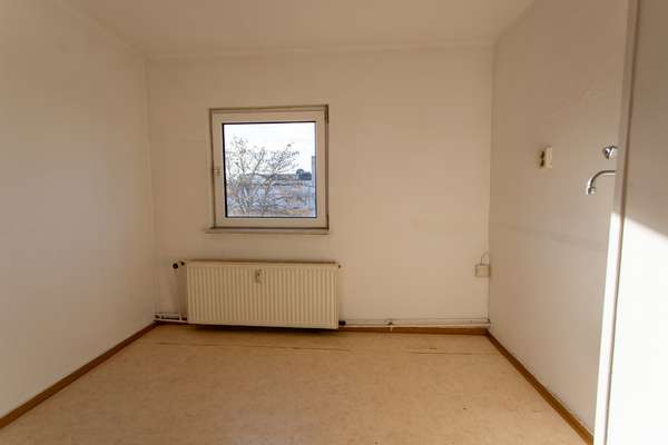 Mehrfamilienhaus mit 6 Wohneinheiten in zentraler Lage! — Bild 27 von 36