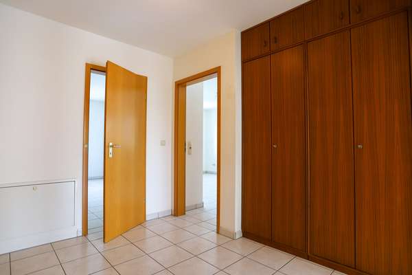 Helle 3-Zimmerwohnung mit Balkon in Mainz! — Bild 9 von 16