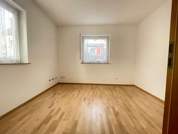 Gemütliches Einfamilienhaus in schöner Lage von Mainz-Weisenau! — Bild 17 von 22