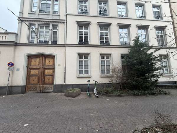 Attraktive Bürofläche in ruhiger und zentraler Lage von Mainz! — Bild 2 von 9