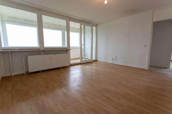 Schöne 3-Zimmerwohnung im grünen Lerchenberg! — Bild 3 von 18
