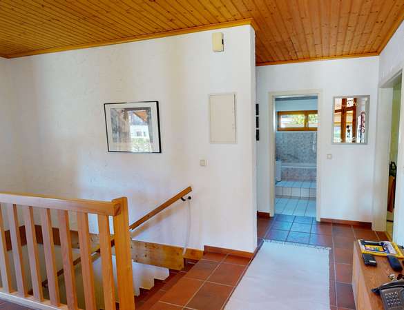 Schönes Einfamilienhaus in ruhiger Lage von Gau-Weinheim! — Bild 8 von 19