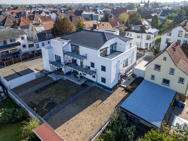 Exklusive barrierefreie Neubau-Penthousewohnung mit 3 Dachterrassen in Altrheinnähe — Bild 26 von 37