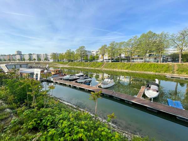 Einzigartige Gelegenheit: Traumwohnung am Winterhafen mit atemberaubendem Ausblick! — Bild 25 von 26