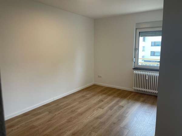 Attraktive 3-Zimmer-Wohnung (50 m²) – renoviert, gut angebunden, vielseitig nutzbar — Bild 5 von 11