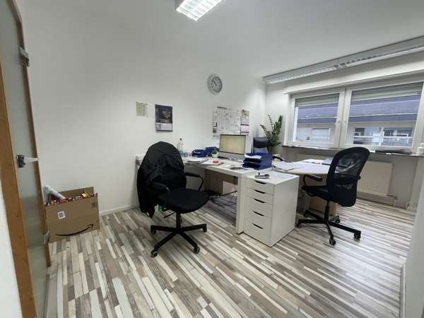 Büroräume in einer Bürogemeinschaft in zentraler Lage von Mainz-Kastel!! — Bild 4 von 6