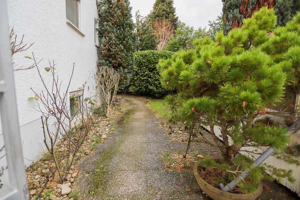 Büttelborn-Worfelden! Gemütliche 2-Zimmerwohnung in ruhigem 4-Parteienhaus! — Bild 2 von 15