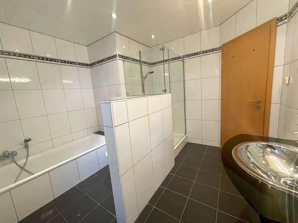Gemütliches Einfamilienhaus in schöner Lage von Mainz-Weisenau! — Bild 20 von 22