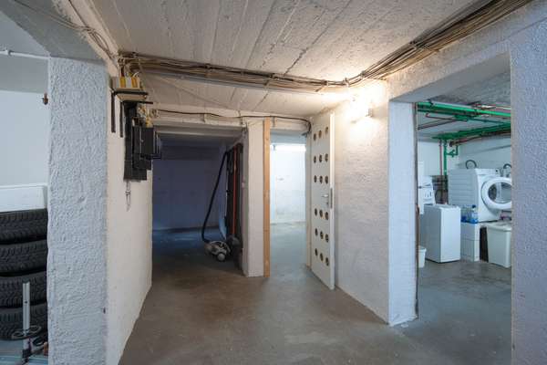 Für Investoren oder Eigennutzer: Charmantes Mehrfamilienhaus in zentraler Lage von Rüsselsheim — Bild 21 von 29