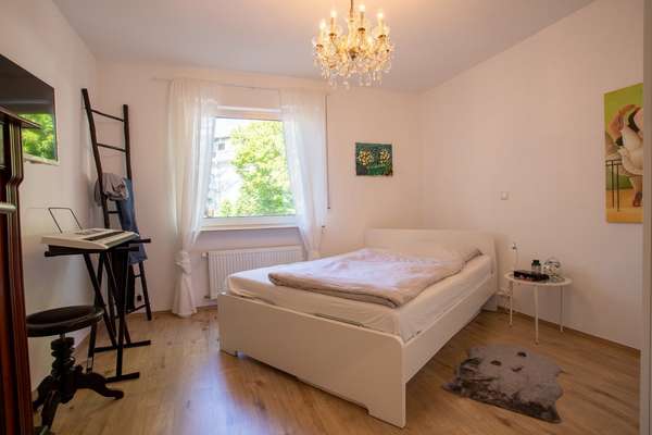Einziehen und wohlfühlen! Renovierte 2-Zimmerwohnung mit traumhafter Sonnenterrasse in Sonnenberg! — Bild 10 von 13