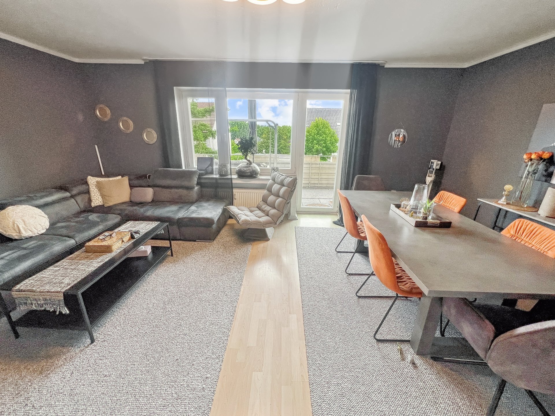 Gepflegte 4-Zimmer Wohnung mit Garage und Balkon in zentraler Lage von Herford