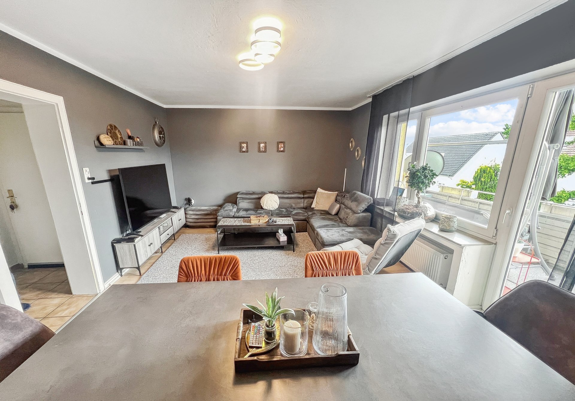 Gepflegte 4-Zimmer Wohnung mit Balkon und Garage in zentraler Lage von Herford