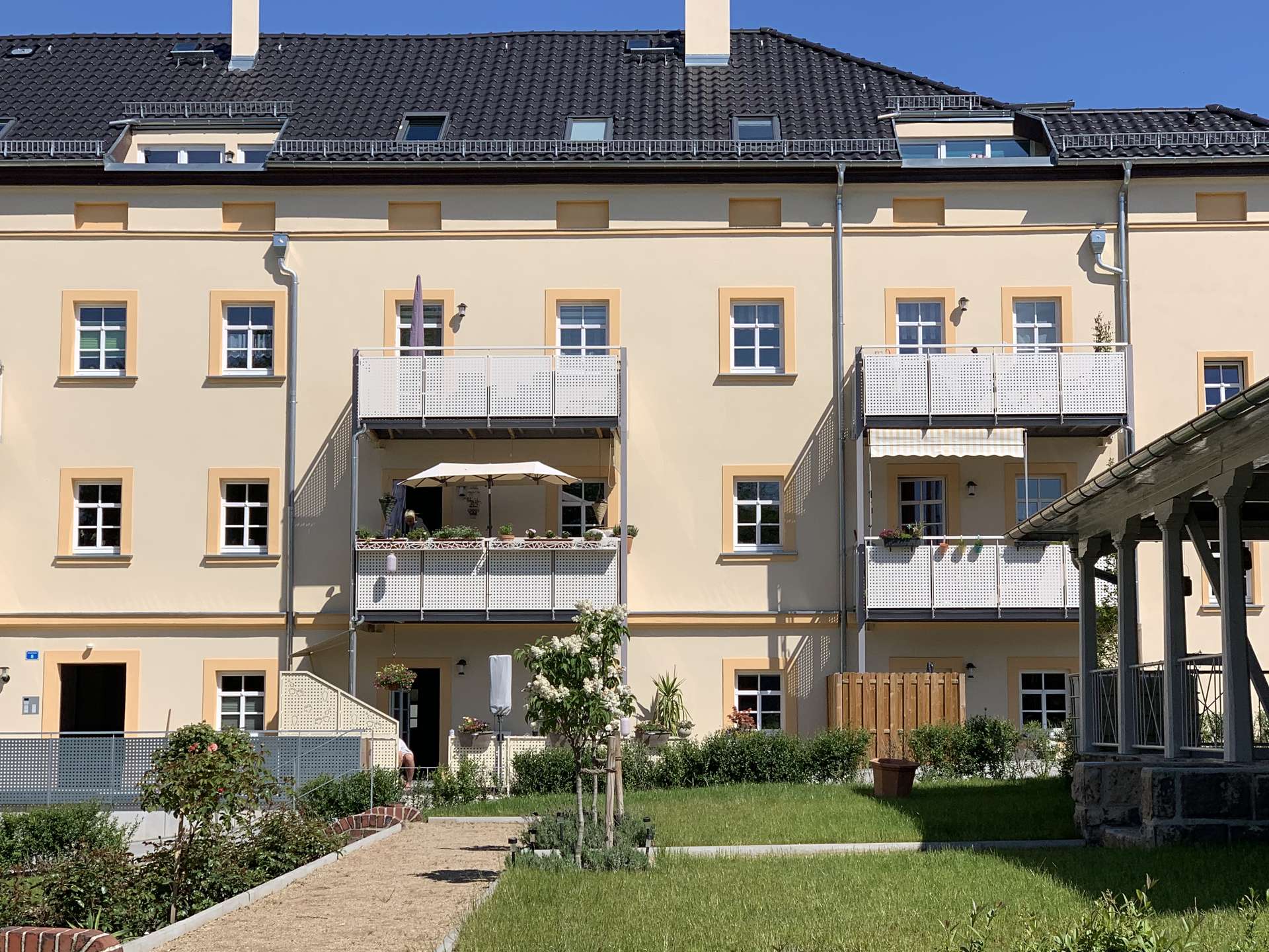 Traumhafte 4 Zimmer Altbauwohnung im Tilly´schen Garten – Bild 7