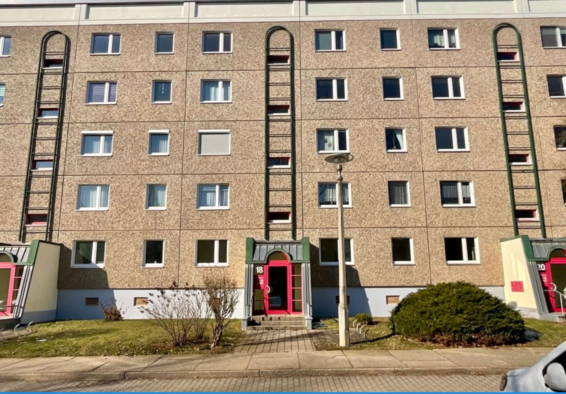 2 Zimmer Wohnung mit Balkon und Einbauküche zur Kapitalanlage