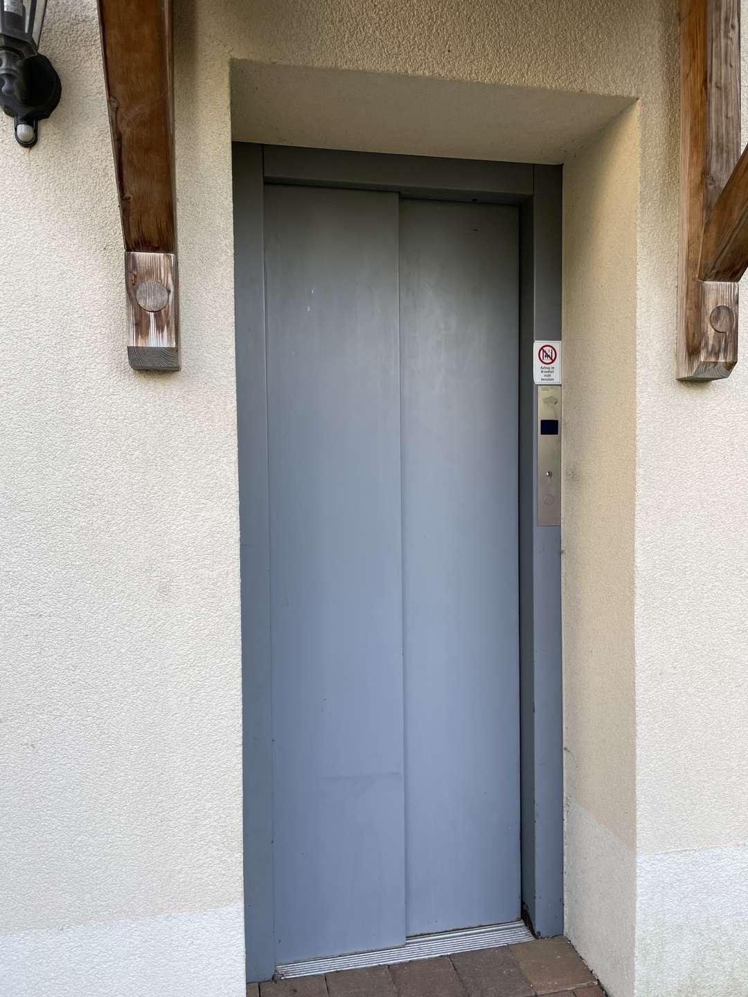 Vollvermietetes Mehrfamilienhaus mit Aufzug und Stellplätzen I Top-Lage in Gera – Bild 6