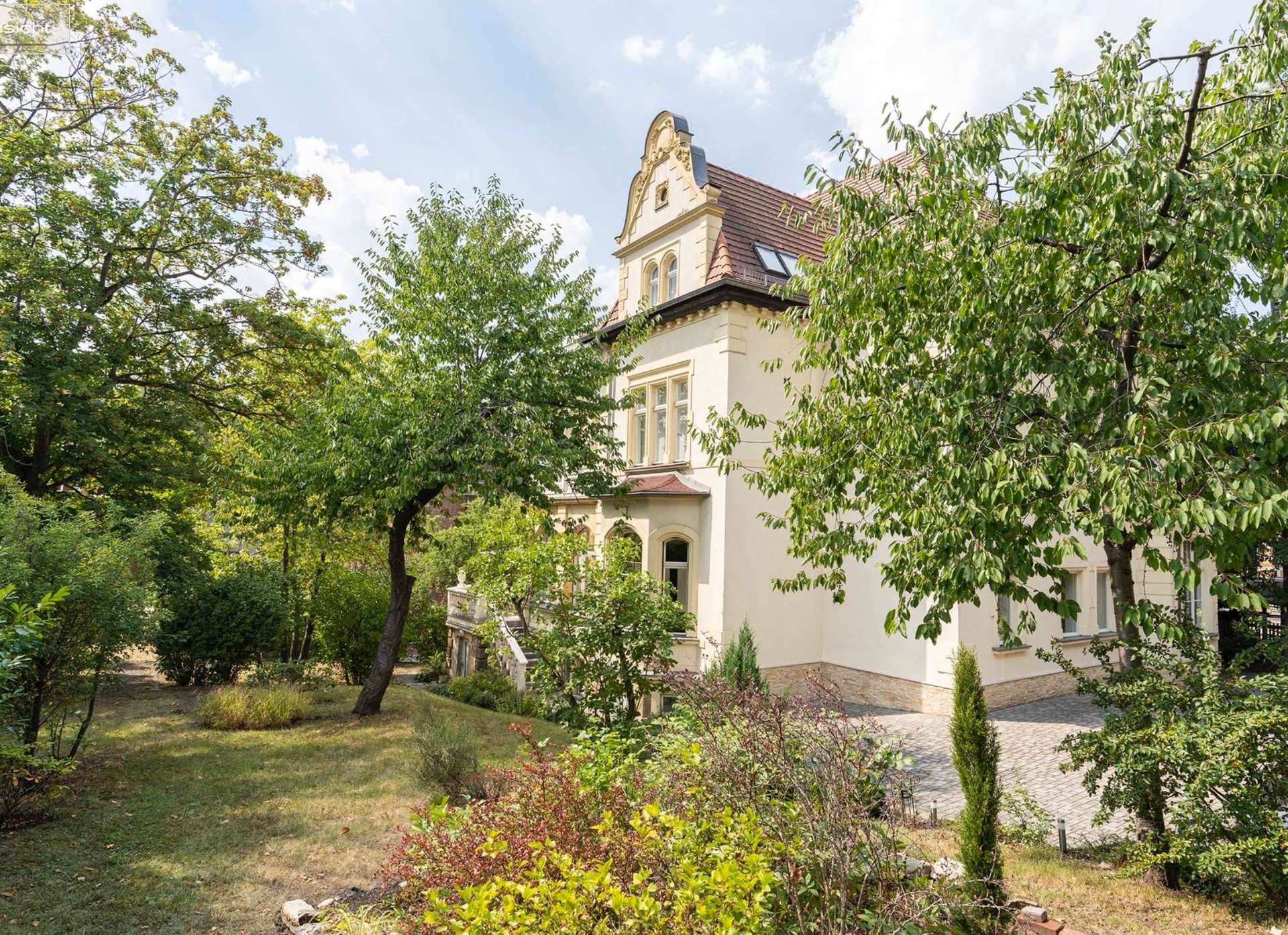 Denkmalgeschützte Unternehmervilla in Gera zum Eigennutz – Bild 2