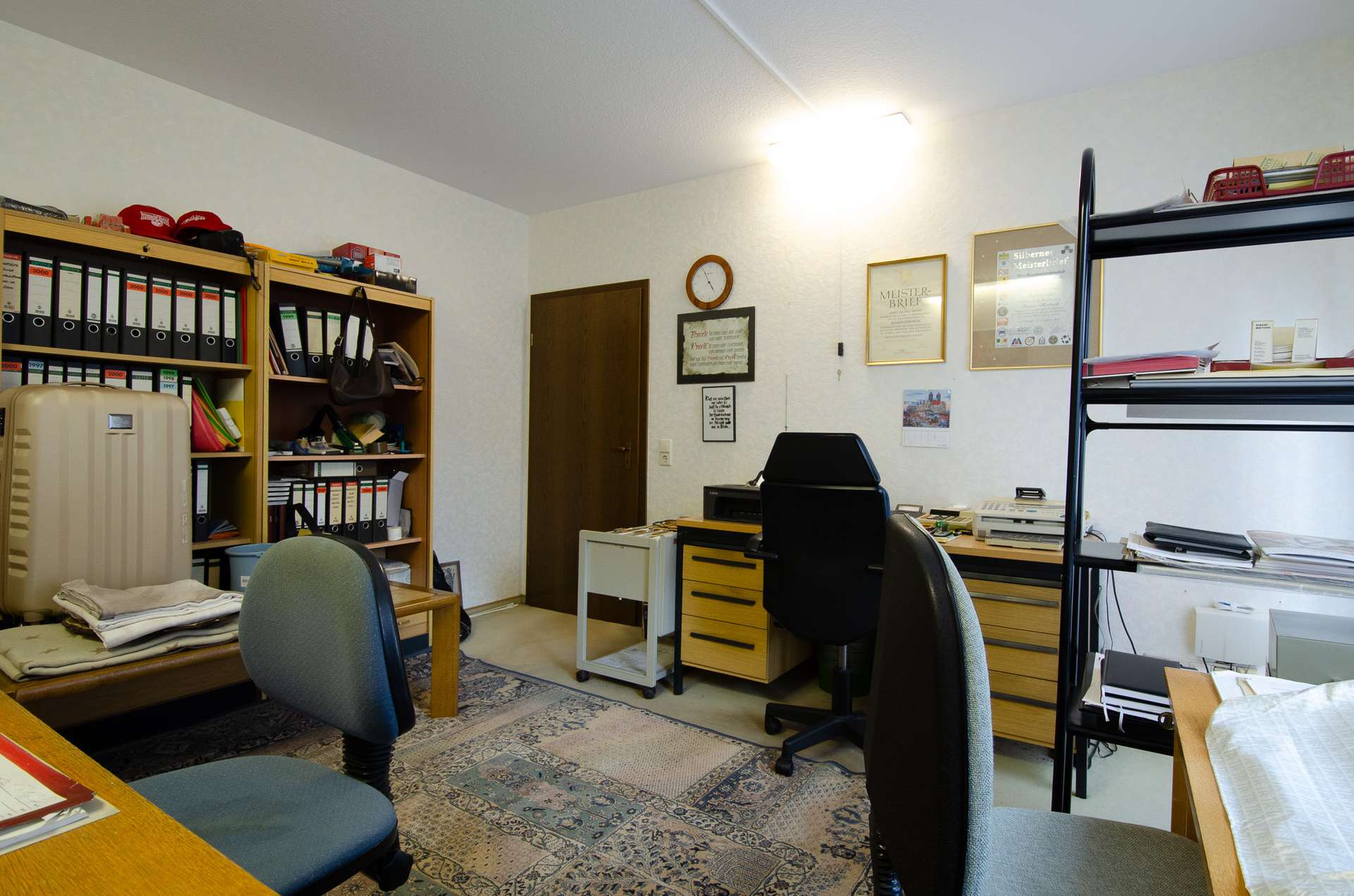 Büro EG