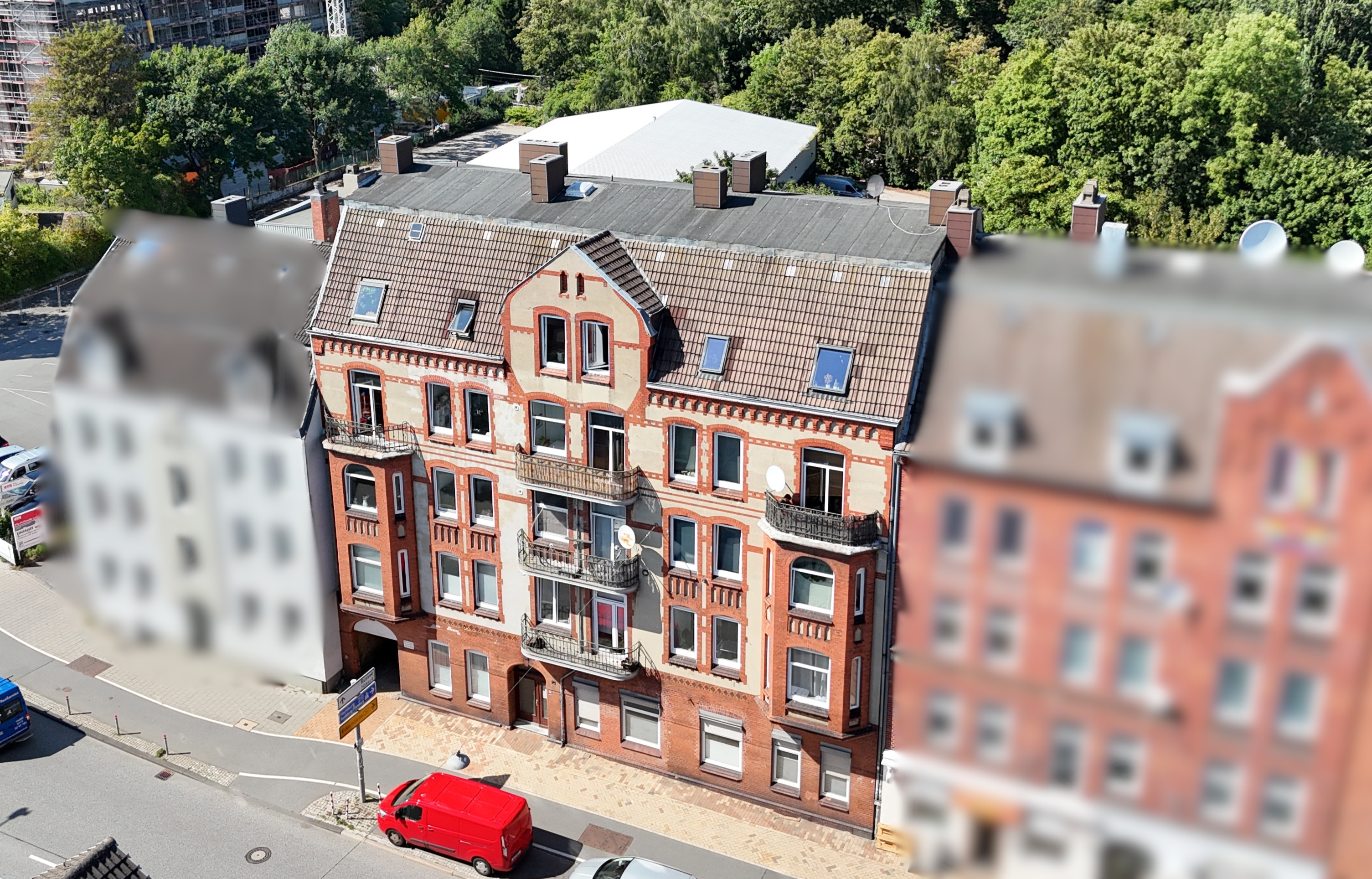 MFH mit 14 Wohneinheiten in der HAMBURGER CHAUSSEE - KIEL - Thumbnail 1