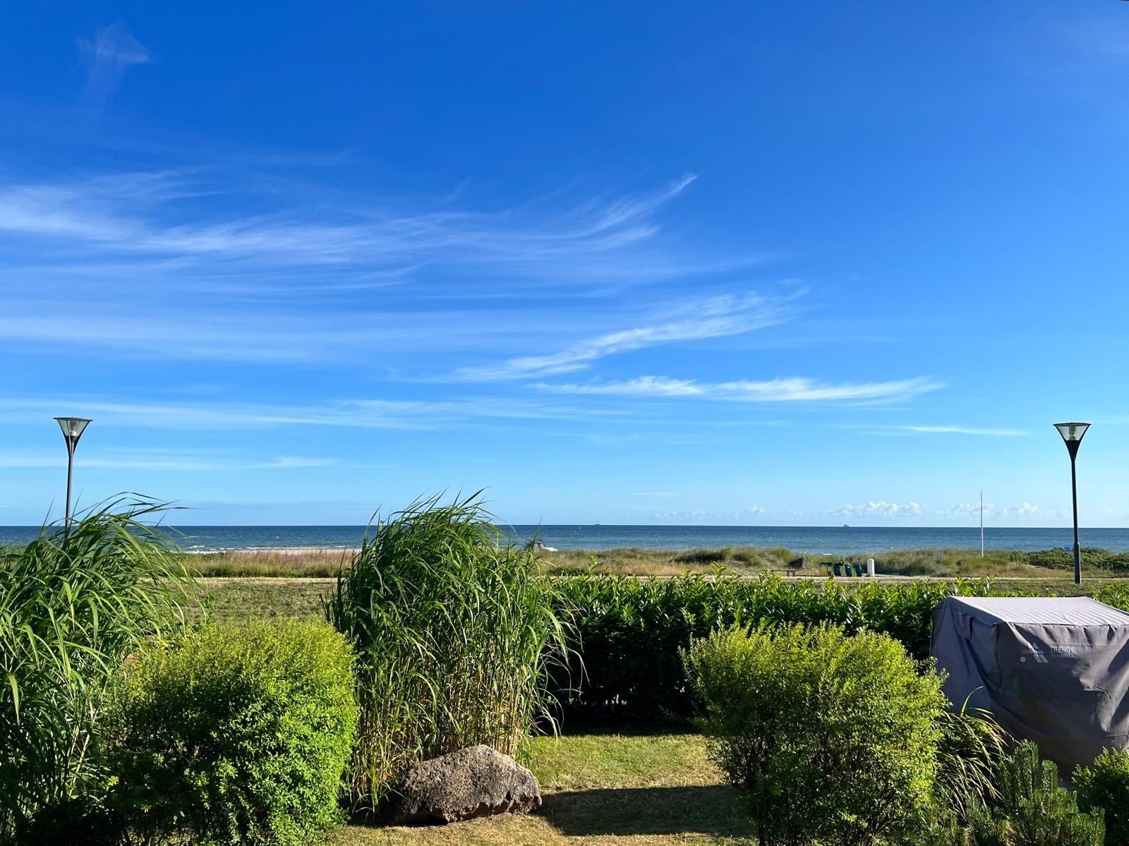 MOIN MEERBLICK!  Erste Reihe, bester Blick: Unverbaubarer Weitblick im Erdgeschoss!